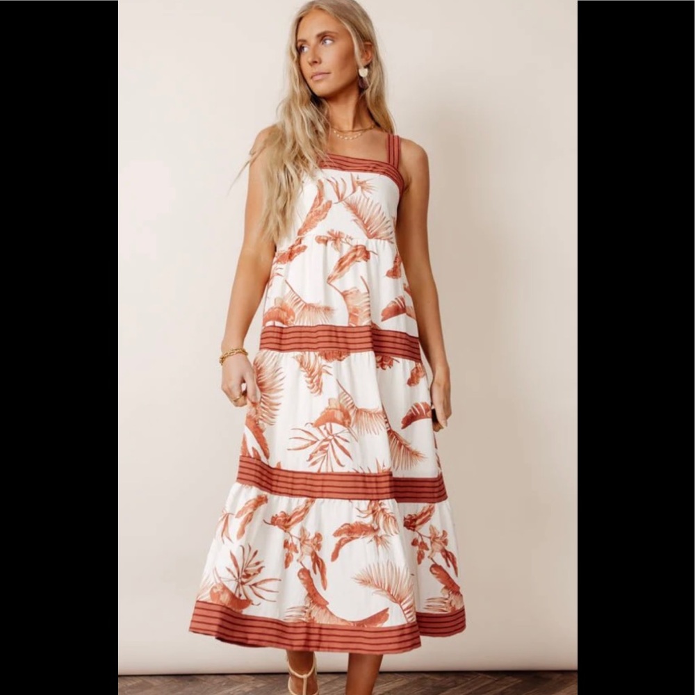 Milla Floral Midi Dress size small